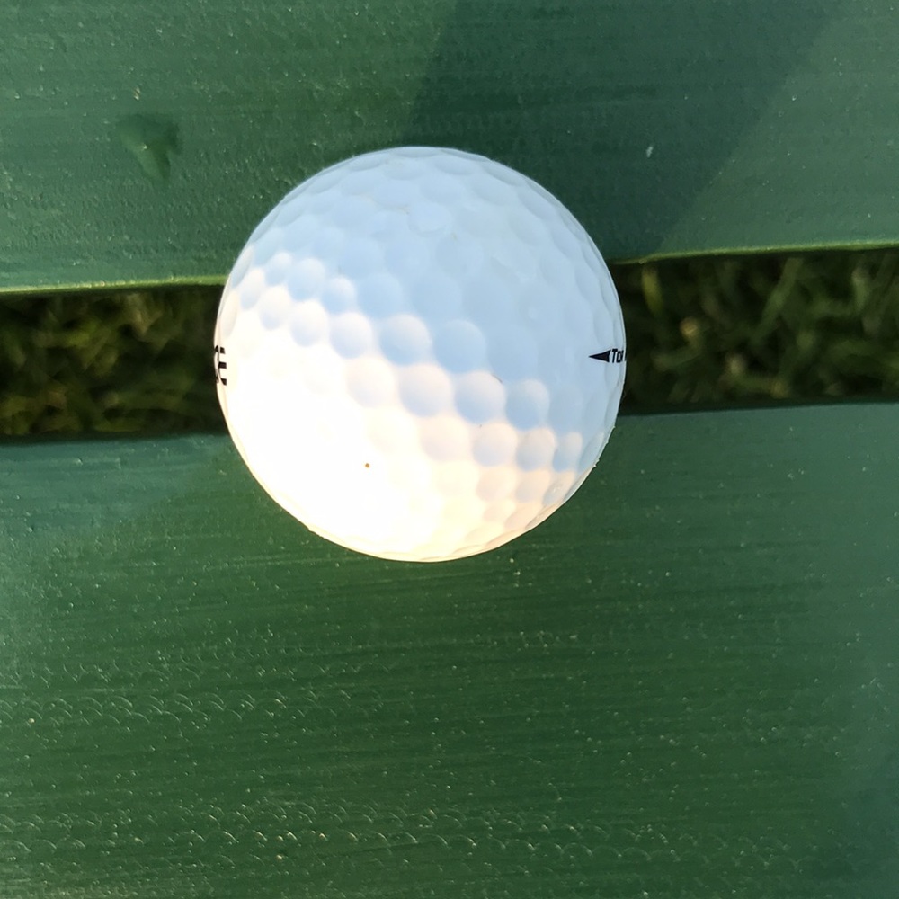 Golf ball 2 - Picture 2 of 4